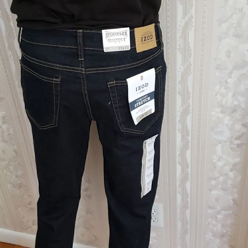 Izod Sportflex Jeans - Picture 2 of 4